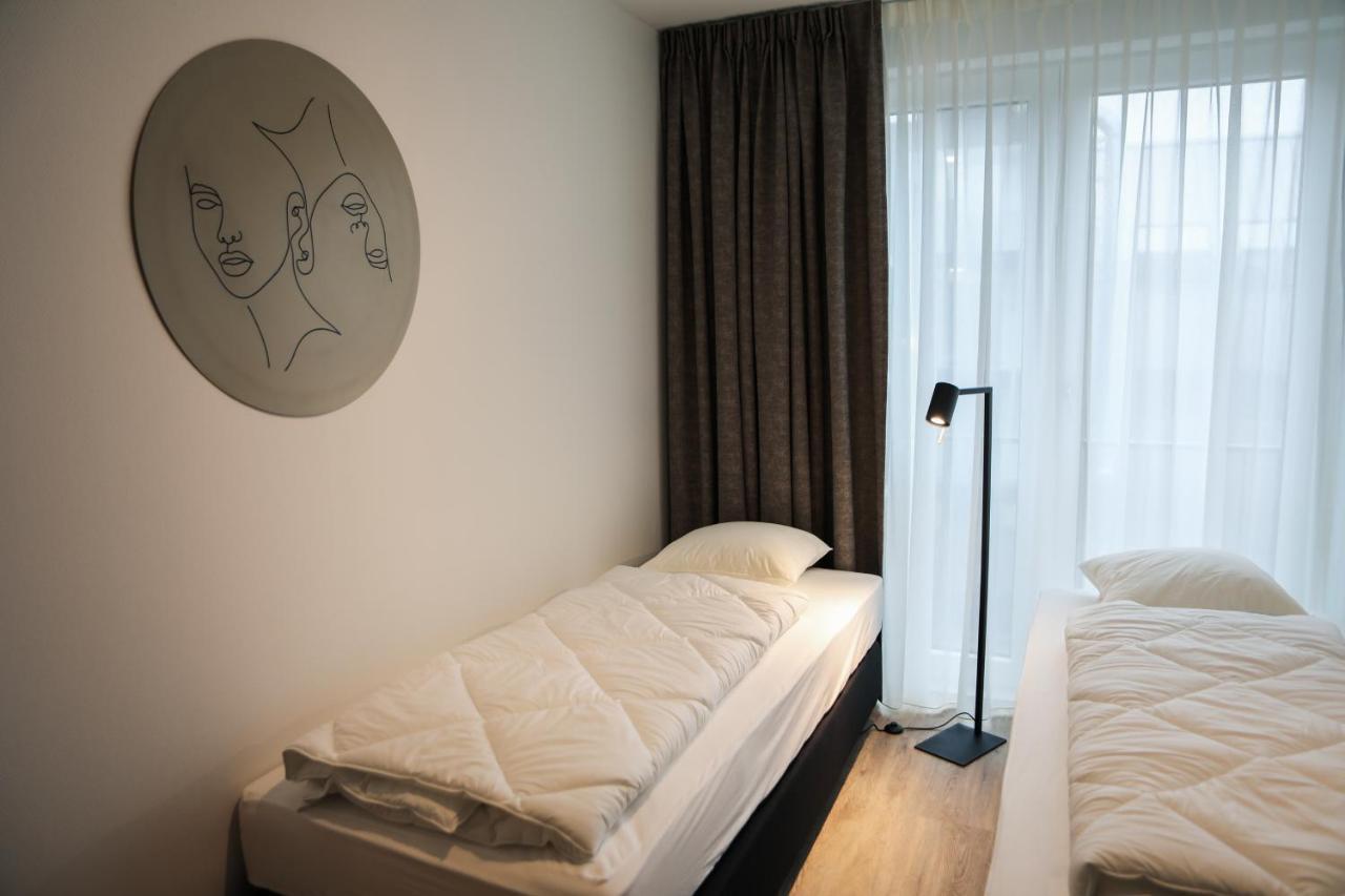 Luxe Loft Appartement In Residence Marina Камперланд Екстериор снимка