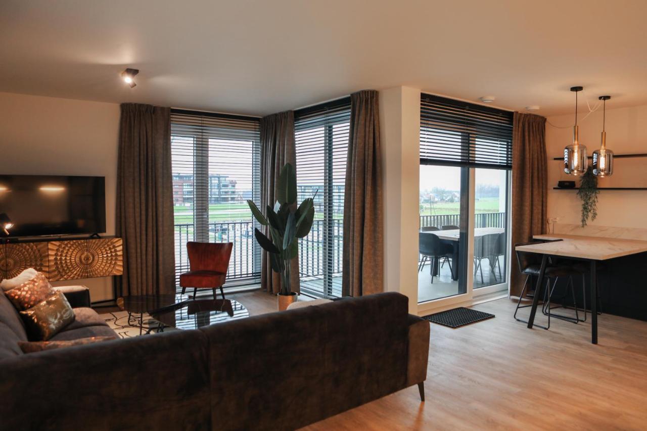 Luxe Loft Appartement In Residence Marina Камперланд Екстериор снимка